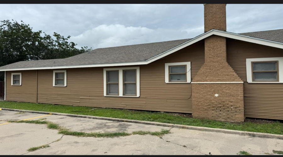 330 W Richard Ave., Kingsville, Texas 78363, 3 Bedrooms Bedrooms, 5 Rooms Rooms,2 BathroomsBathrooms,Residential,For Sale,330 W Richard Ave.,20260028