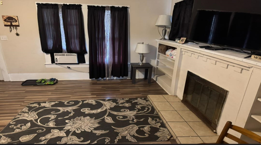 330 W Richard Ave., Kingsville, Texas 78363, 3 Bedrooms Bedrooms, 5 Rooms Rooms,2 BathroomsBathrooms,Residential,For Sale,330 W Richard Ave.,20260028