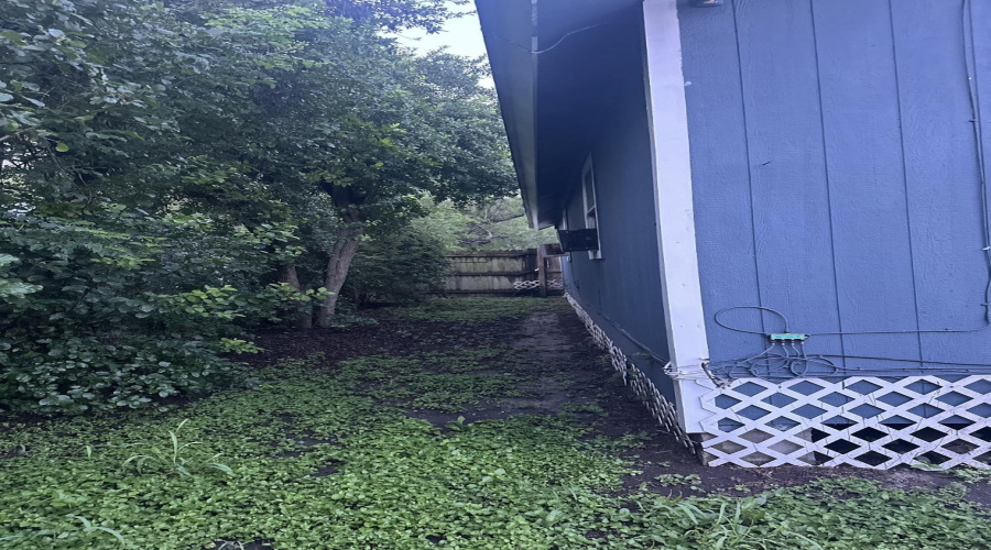 1014 E Kenedy, Kingsville, Texas 78363, 2 Bedrooms Bedrooms, 3 Rooms Rooms,1 BathroomBathrooms,Residential,For Sale,1014 E Kenedy,20260029