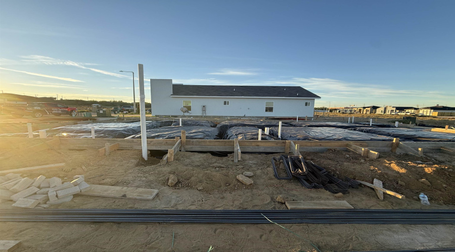 5066 Luna Grande Lp., LAREDO, Texas 78046, 4 Bedrooms Bedrooms, 6 Rooms Rooms,2 BathroomsBathrooms,Residential,For Sale,5066 Luna Grande Lp.,20260030