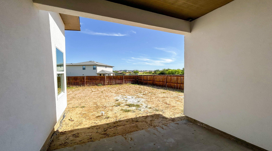 5616 Encanto Dr., Laredo, Texas 78046, 3 Bedrooms Bedrooms, 6 Rooms Rooms,3 BathroomsBathrooms,Residential,For Sale,5616 Encanto Dr.,20260031