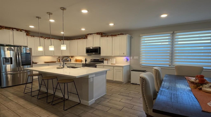 1616 Sambar Lp, Laredo, Texas 78045, 4 Bedrooms Bedrooms, 7 Rooms Rooms,2 BathroomsBathrooms,Residential,For Sale,1616 Sambar Lp,20260034