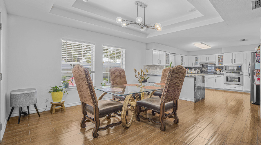 3111 Persimmon Ct, Laredo, Texas 78045, 3 Bedrooms Bedrooms, 6 Rooms Rooms,2 BathroomsBathrooms,Residential,For Rent,3111 Persimmon Ct,20260037