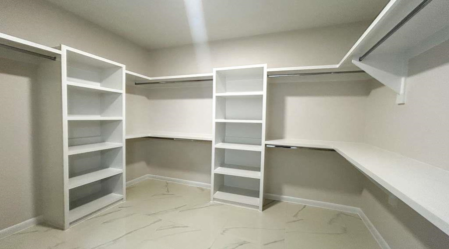 1526 Cincho St., Laredo, Texas 78046, 4 Bedrooms Bedrooms, 8 Rooms Rooms,2 BathroomsBathrooms,Residential,For Sale,1526 Cincho St.,20260039