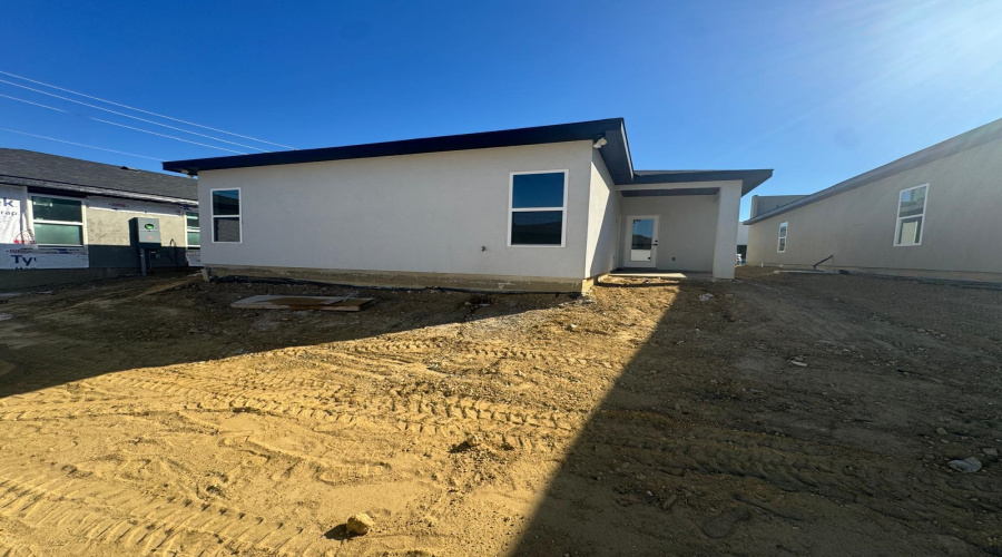 1526 Cincho St., Laredo, Texas 78046, 4 Bedrooms Bedrooms, 8 Rooms Rooms,2 BathroomsBathrooms,Residential,For Sale,1526 Cincho St.,20260039