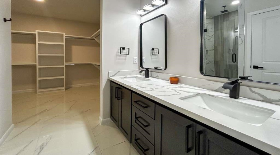 1526 Cincho St., Laredo, Texas 78046, 4 Bedrooms Bedrooms, 8 Rooms Rooms,2 BathroomsBathrooms,Residential,For Sale,1526 Cincho St.,20260039