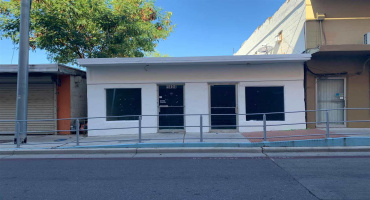 1404 Zaragoza St, Laredo, Texas 78040, 1 Room Rooms,1 BathroomBathrooms,Commercial retail/office,For Rent,1404 Zaragoza St,20260045