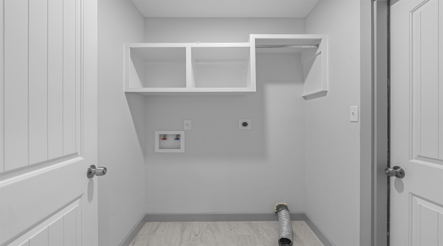 1432 El Caporal Dr., Laredo, Texas 78046, 3 Bedrooms Bedrooms, 5 Rooms Rooms,2 BathroomsBathrooms,Residential,For Sale,1432 El Caporal Dr.,20260040