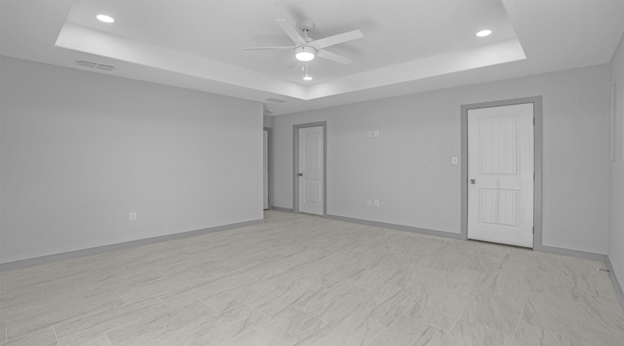 1432 El Caporal Dr., Laredo, Texas 78046, 3 Bedrooms Bedrooms, 5 Rooms Rooms,2 BathroomsBathrooms,Residential,For Sale,1432 El Caporal Dr.,20260040