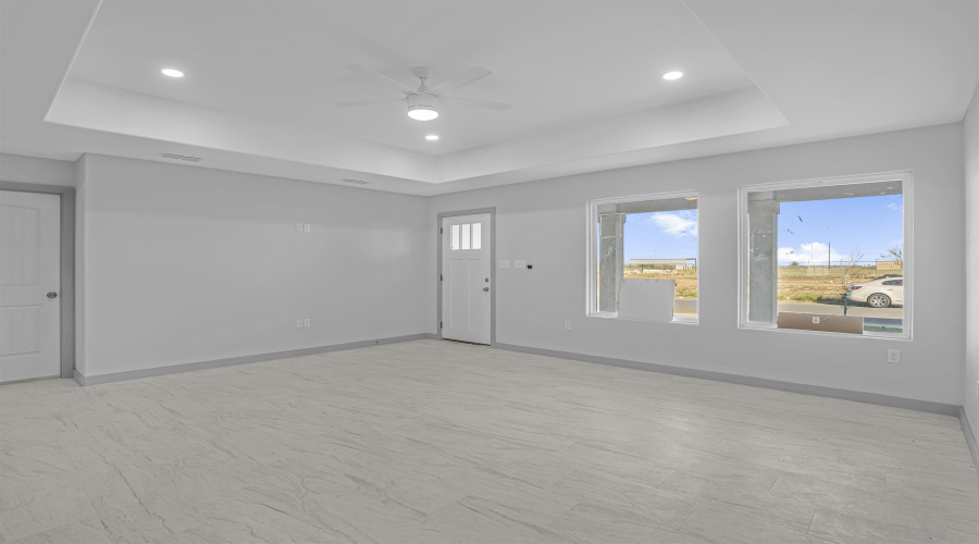 1432 El Caporal Dr., Laredo, Texas 78046, 3 Bedrooms Bedrooms, 5 Rooms Rooms,2 BathroomsBathrooms,Residential,For Sale,1432 El Caporal Dr.,20260040