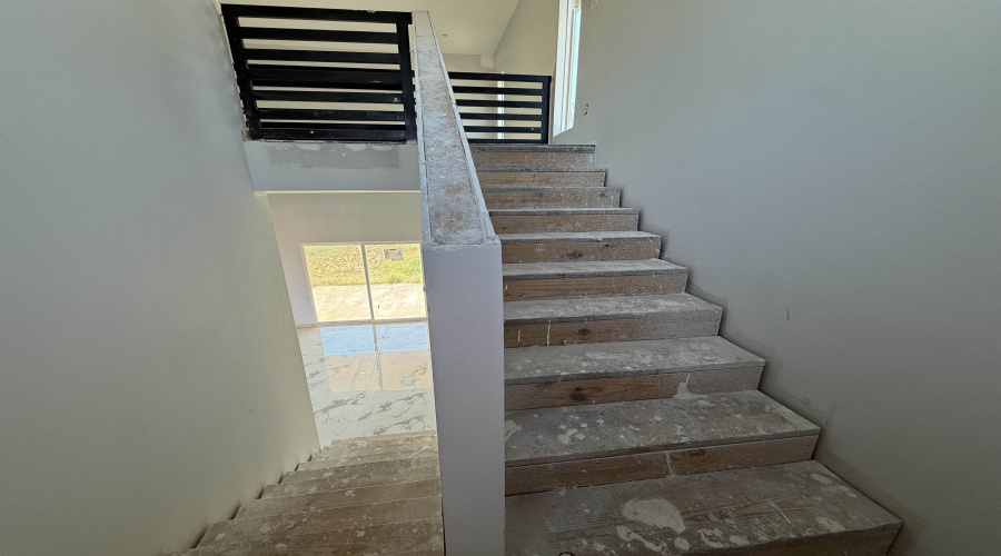 2905 Bayard St, Laredo, Texas 78046, 3 Bedrooms Bedrooms, 5 Rooms Rooms,2 BathroomsBathrooms,Residential,For Sale,2905 Bayard St,20260041