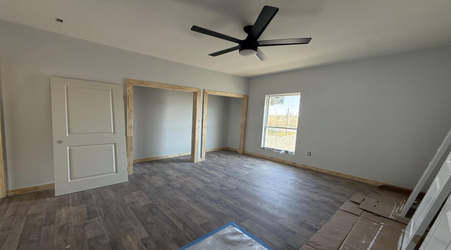 2905 Bayard St, Laredo, Texas 78046, 3 Bedrooms Bedrooms, 5 Rooms Rooms,2 BathroomsBathrooms,Residential,For Sale,2905 Bayard St,20260041