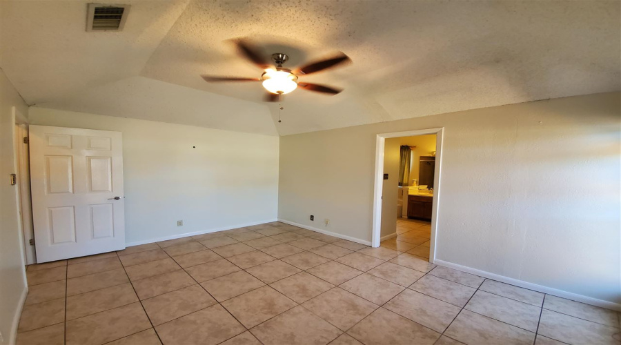 8634 Puerto Viejo, LAREDO, Texas 78045, 3 Bedrooms Bedrooms, 5 Rooms Rooms,2 BathroomsBathrooms,Residential,For Rent,8634 Puerto Viejo,20260044