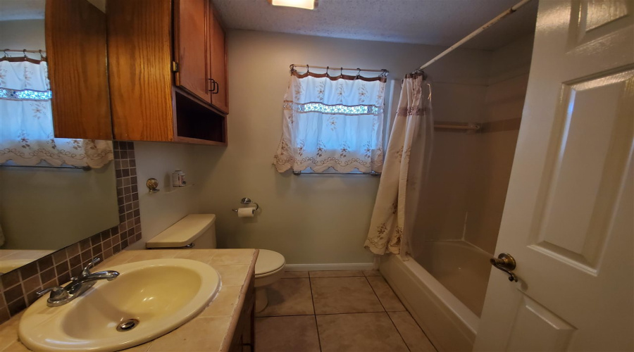 8634 Puerto Viejo, LAREDO, Texas 78045, 3 Bedrooms Bedrooms, 5 Rooms Rooms,2 BathroomsBathrooms,Residential,For Rent,8634 Puerto Viejo,20260044