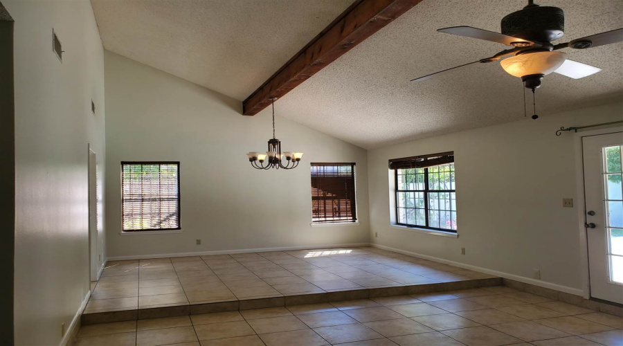 8634 Puerto Viejo, LAREDO, Texas 78045, 3 Bedrooms Bedrooms, 5 Rooms Rooms,2 BathroomsBathrooms,Residential,For Rent,8634 Puerto Viejo,20260044