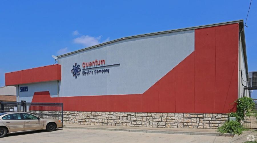 5809 East Dr, Laredo, Texas 78041, 1 Bedroom Bedrooms, 1 Room Rooms,4 BathroomsBathrooms,Commercial/industrial,For Sale,5809 East Dr,20260054