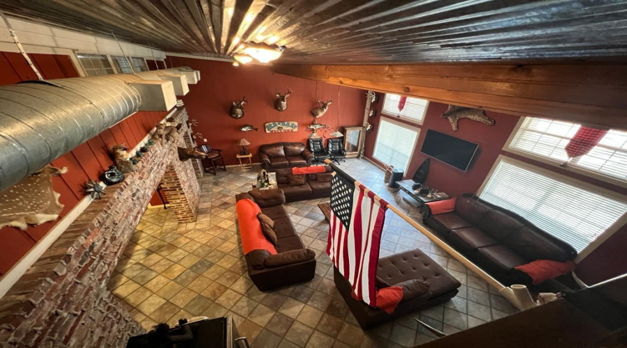 130 N. Jab Dr., Zapata, Texas 78076, 6 Bedrooms Bedrooms, 8 Rooms Rooms,3 BathroomsBathrooms,Residential,For Rent,130 N. Jab Dr.,20260047