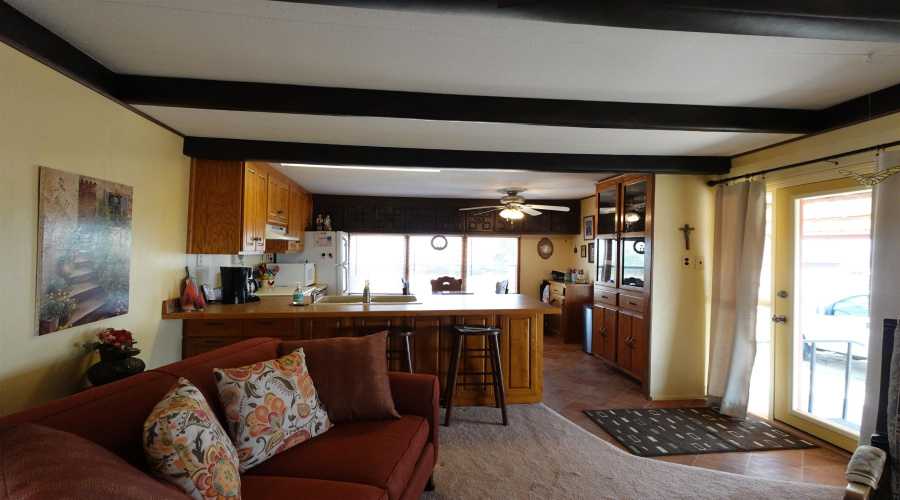 2525 S U.S. Hwy 83, Zapata, Texas 78076, 2 Bedrooms Bedrooms, 3 Rooms Rooms,1 BathroomBathrooms,Residential,For Sale,2525 S U.S. Hwy 83,20260050