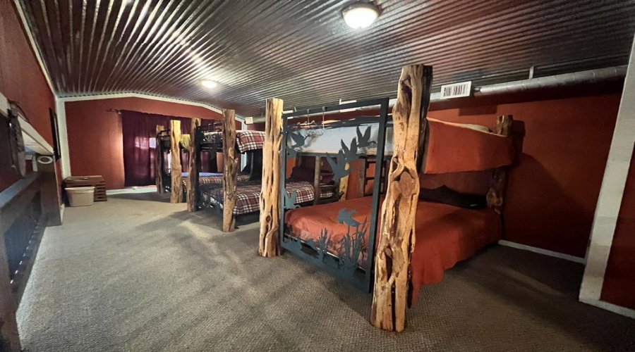 130 N. Jab Dr., Zapata, Texas 78076, 6 Bedrooms Bedrooms, 8 Rooms Rooms,3 BathroomsBathrooms,Residential,For Sale,130 N. Jab Dr.,20260051