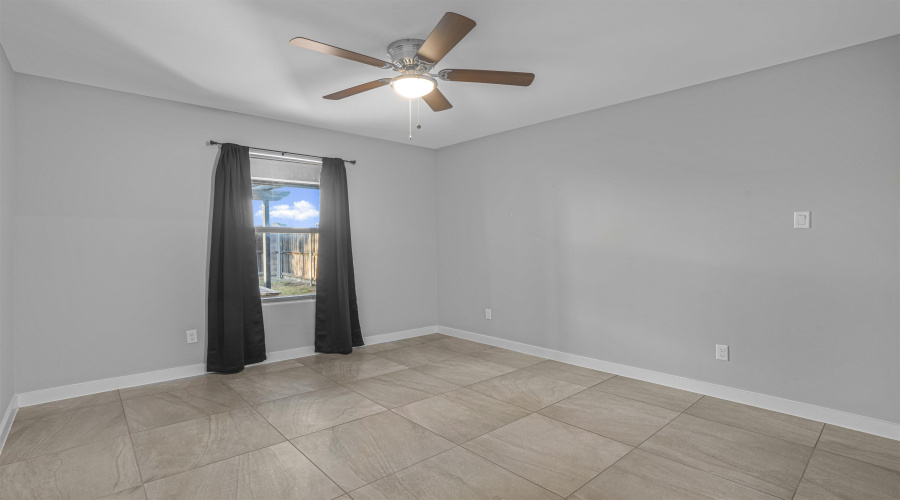 908 La Muralla St, laredo, Texas 78046, 3 Bedrooms Bedrooms, 6 Rooms Rooms,2 BathroomsBathrooms,Residential,For Sale,908 La Muralla St,20260052