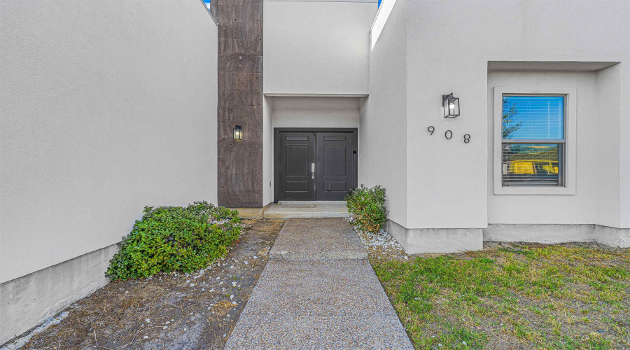 908 La Muralla St, laredo, Texas 78046, 3 Bedrooms Bedrooms, 6 Rooms Rooms,2 BathroomsBathrooms,Residential,For Sale,908 La Muralla St,20260052