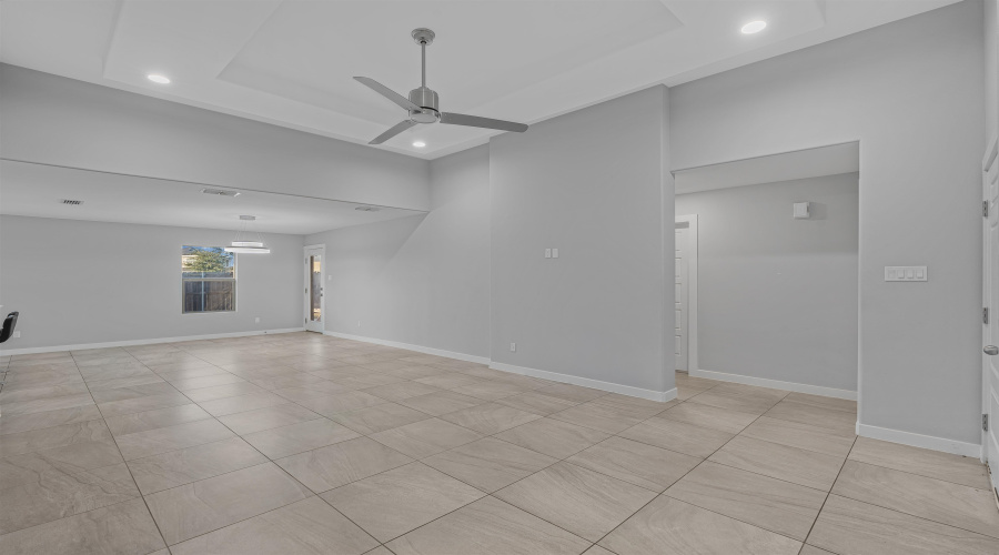 908 La Muralla St, laredo, Texas 78046, 3 Bedrooms Bedrooms, 6 Rooms Rooms,2 BathroomsBathrooms,Residential,For Sale,908 La Muralla St,20260052