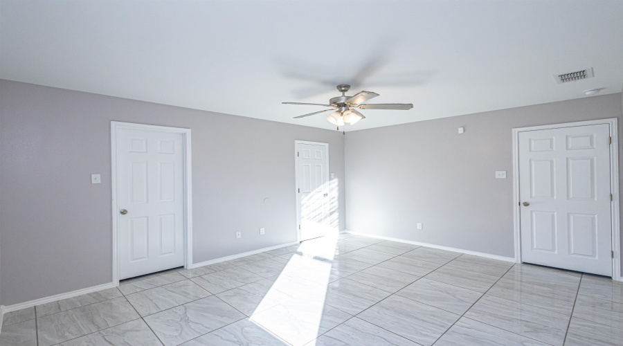 1508 Tesis Dr., LAREDO, Texas 78046, 4 Bedrooms Bedrooms, 6 Rooms Rooms,2 BathroomsBathrooms,Residential,For Sale,1508 Tesis Dr.,20260057