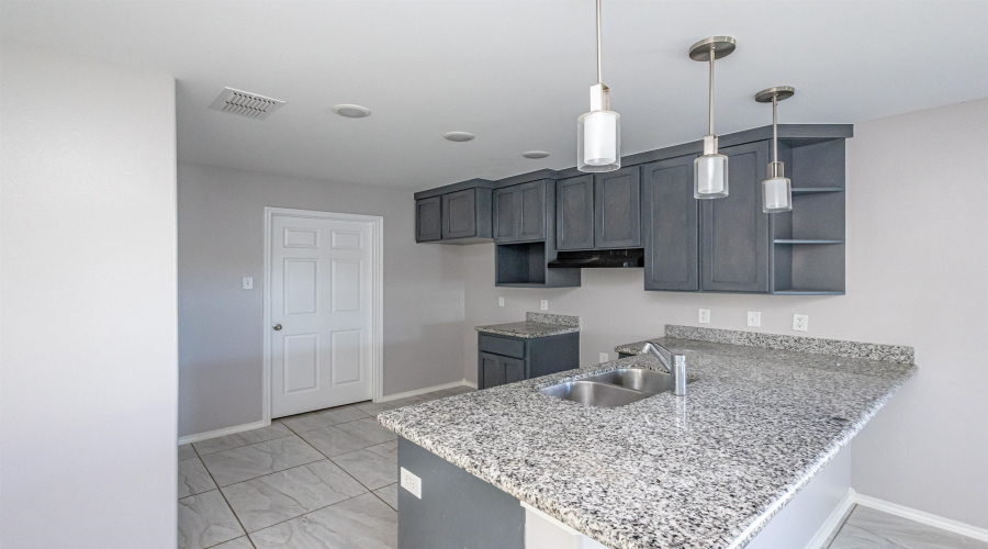 1508 Tesis Dr., LAREDO, Texas 78046, 4 Bedrooms Bedrooms, 6 Rooms Rooms,2 BathroomsBathrooms,Residential,For Sale,1508 Tesis Dr.,20260057