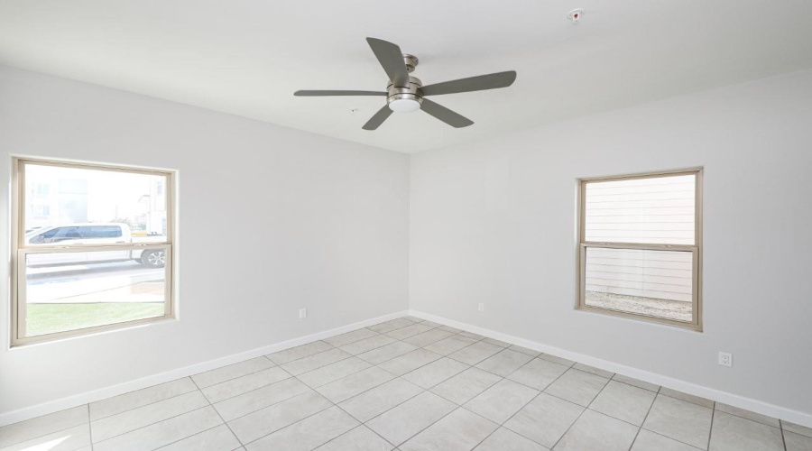 7126 Rosson Ln, Laredo, Texas 78041, 2 Bedrooms Bedrooms, 4 Rooms Rooms,2 BathroomsBathrooms,Residential,For Rent,7126 Rosson Ln,20260058