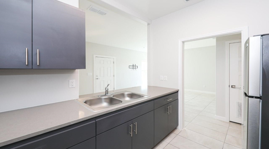 7126 Rosson Ln, Laredo, Texas 78041, 2 Bedrooms Bedrooms, 4 Rooms Rooms,2 BathroomsBathrooms,Residential,For Rent,7126 Rosson Ln,20260058