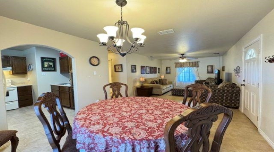 5410 Marcella Ave, Laredo, Texas 78041, 2 Bedrooms Bedrooms, 5 Rooms Rooms,2 BathroomsBathrooms,Residential,For Rent,5410 Marcella Ave,20260063