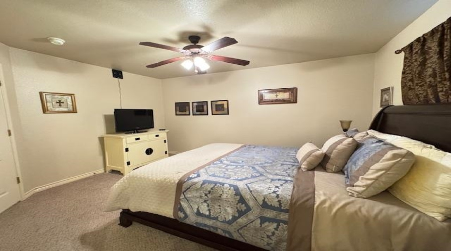 5410 Marcella Ave, Laredo, Texas 78041, 2 Bedrooms Bedrooms, 5 Rooms Rooms,2 BathroomsBathrooms,Residential,For Rent,5410 Marcella Ave,20260063