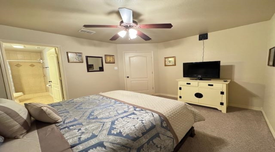 5410 Marcella Ave, Laredo, Texas 78041, 2 Bedrooms Bedrooms, 5 Rooms Rooms,2 BathroomsBathrooms,Residential,For Rent,5410 Marcella Ave,20260063