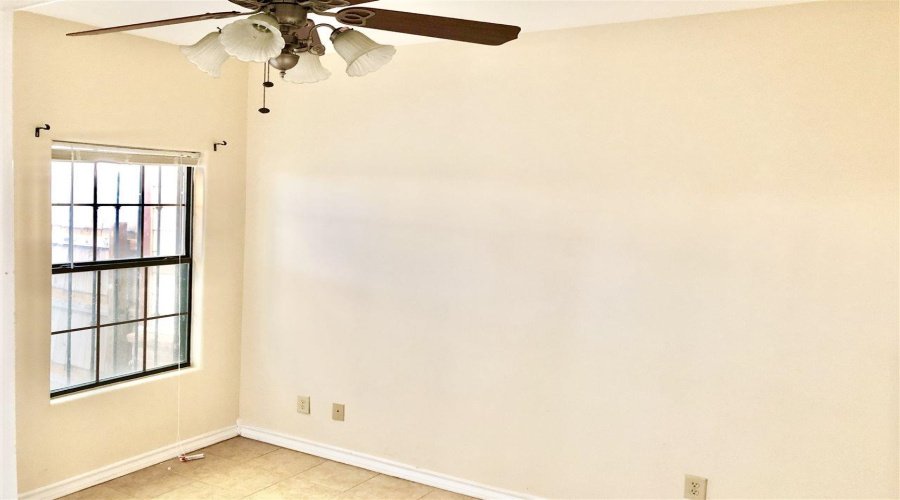 4246 Dorel Dr, Laredo, Texas 78043, 2 Bedrooms Bedrooms, 5 Rooms Rooms,2 BathroomsBathrooms,Residential,For Rent,4246 Dorel Dr,20254210