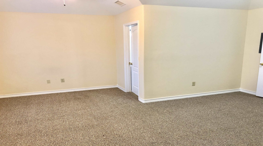 4246 Dorel Dr, Laredo, Texas 78043, 2 Bedrooms Bedrooms, 5 Rooms Rooms,2 BathroomsBathrooms,Residential,For Rent,4246 Dorel Dr,20255087