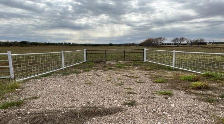 3300 S U.S. Hwy 83, Zapata, Texas 78046, ,Land,For Sale,3300 S U.S. Hwy 83,20250322