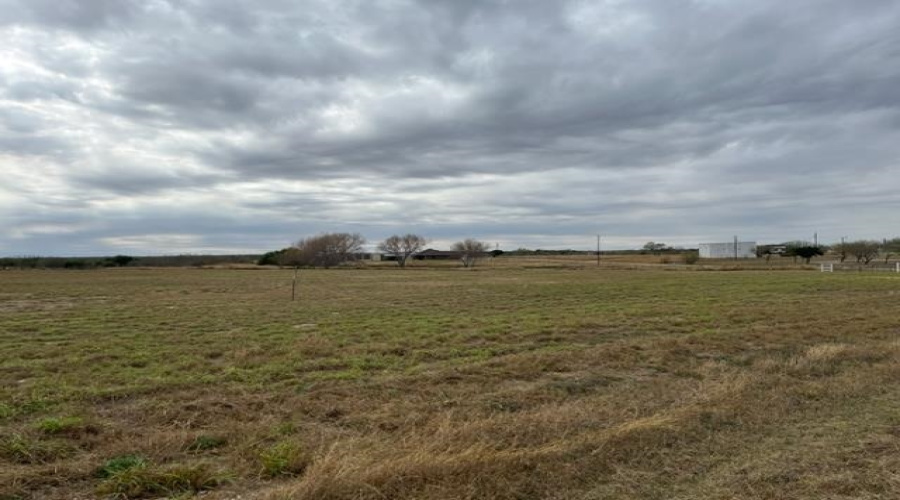 3300 S U.S. Hwy 83, Zapata, Texas 78046, ,Land,For Sale,3300 S U.S. Hwy 83,20250322