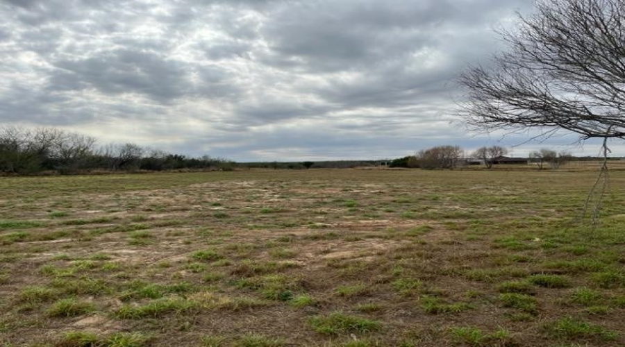 3300 S U.S. Hwy 83, Zapata, Texas 78046, ,Land,For Sale,3300 S U.S. Hwy 83,20250322