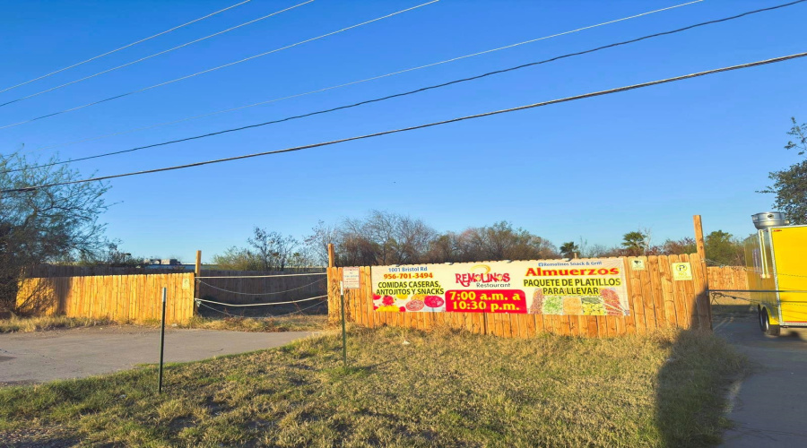 9213 F.M. 1472 (Mines Rd.), Laredo, Texas 78045, ,Land,For Rent,9213 F.M. 1472 (Mines Rd.),20260077
