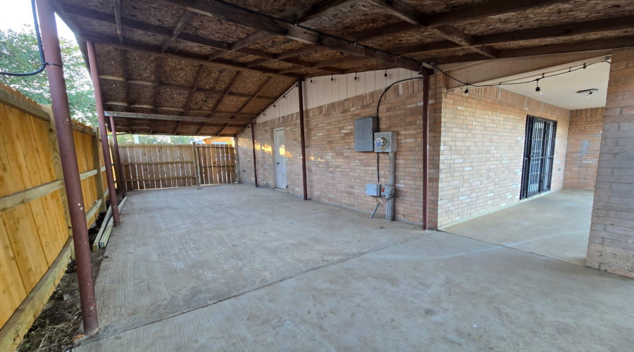 138 Kennedy Lp, Laredo, Texas 78046, 3 Bedrooms Bedrooms, 5 Rooms Rooms,2 BathroomsBathrooms,Residential,For Sale,138 Kennedy Lp,20260064