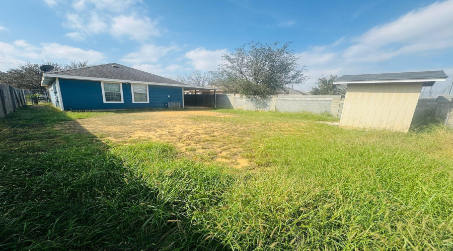 3336 Chacota St, laredo, Texas 78046, 2 Bedrooms Bedrooms, 5 Rooms Rooms,1 BathroomBathrooms,Residential,For Sale,3336 Chacota St,20260067