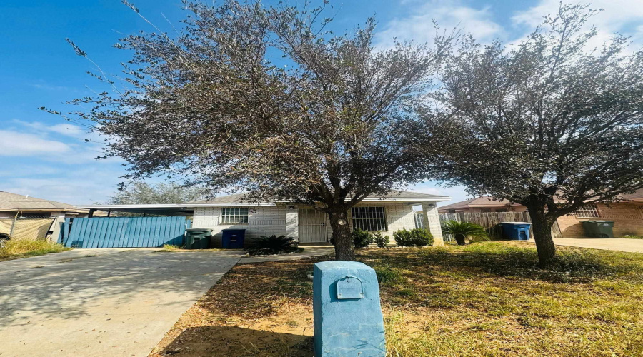 3336 Chacota St, laredo, Texas 78046, 2 Bedrooms Bedrooms, 5 Rooms Rooms,1 BathroomBathrooms,Residential,For Sale,3336 Chacota St,20260067