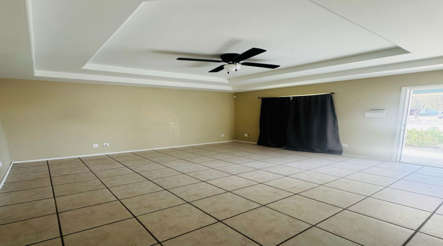 3336 Chacota St, laredo, Texas 78046, 2 Bedrooms Bedrooms, 5 Rooms Rooms,1 BathroomBathrooms,Residential,For Sale,3336 Chacota St,20260067