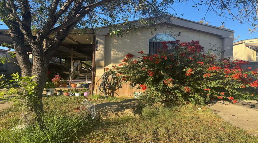 5336 Ramirez Dr, Laredo, Texas 78043, 3 Bedrooms Bedrooms, 5 Rooms Rooms,2 BathroomsBathrooms,Residential,For Sale,5336 Ramirez Dr,20260068