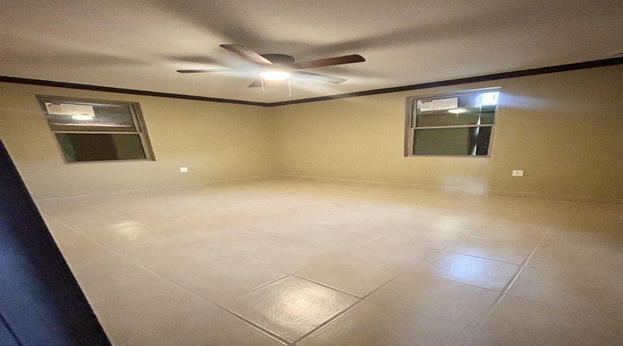 222 Segovia Dr, Laredo, Texas 78046, 3 Bedrooms Bedrooms, 5 Rooms Rooms,3 BathroomsBathrooms,Residential,For Sale,222 Segovia Dr,20260072