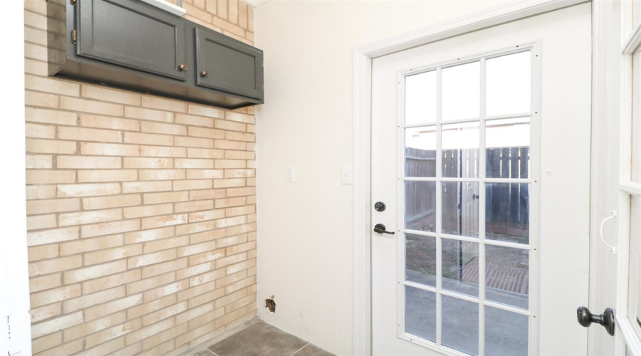 2445 Monarch Dr, Laredo, Texas 78045, 3 Bedrooms Bedrooms, 6 Rooms Rooms,2 BathroomsBathrooms,Residential,For Rent,2445 Monarch Dr,20260076