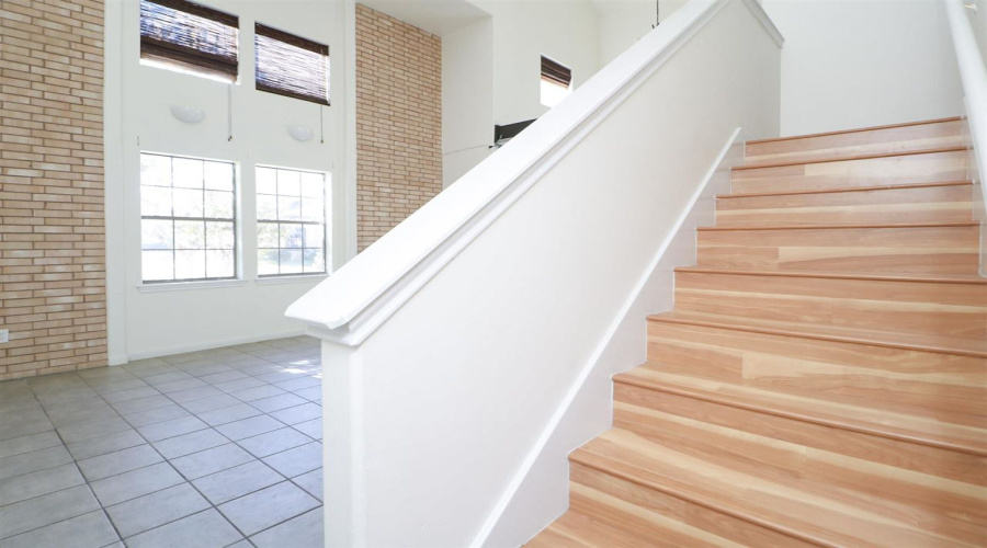 2445 Monarch Dr, Laredo, Texas 78045, 3 Bedrooms Bedrooms, 6 Rooms Rooms,2 BathroomsBathrooms,Residential,For Rent,2445 Monarch Dr,20260076