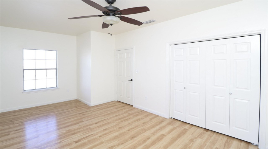 2445 Monarch Dr, Laredo, Texas 78045, 3 Bedrooms Bedrooms, 6 Rooms Rooms,2 BathroomsBathrooms,Residential,For Rent,2445 Monarch Dr,20260076