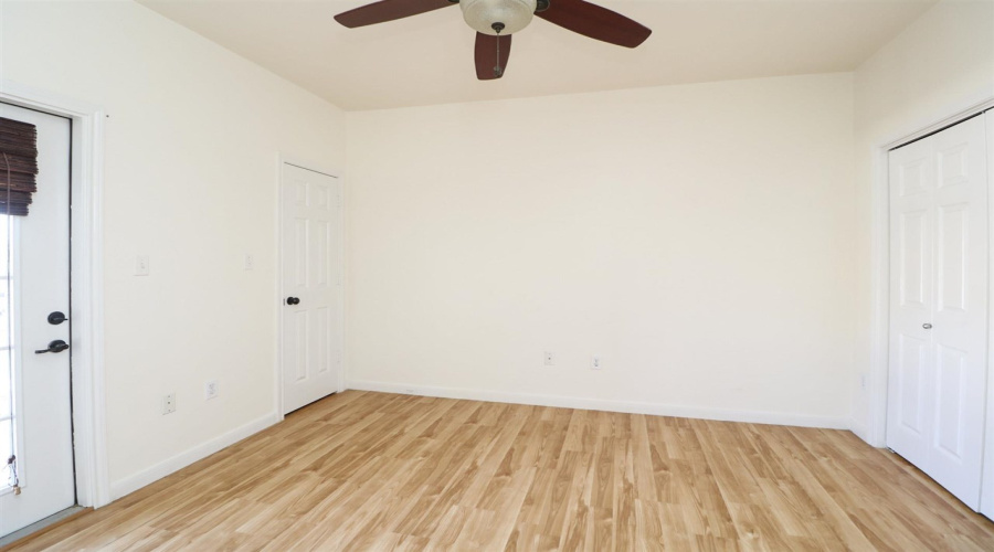 2445 Monarch Dr, Laredo, Texas 78045, 3 Bedrooms Bedrooms, 6 Rooms Rooms,2 BathroomsBathrooms,Residential,For Rent,2445 Monarch Dr,20260076