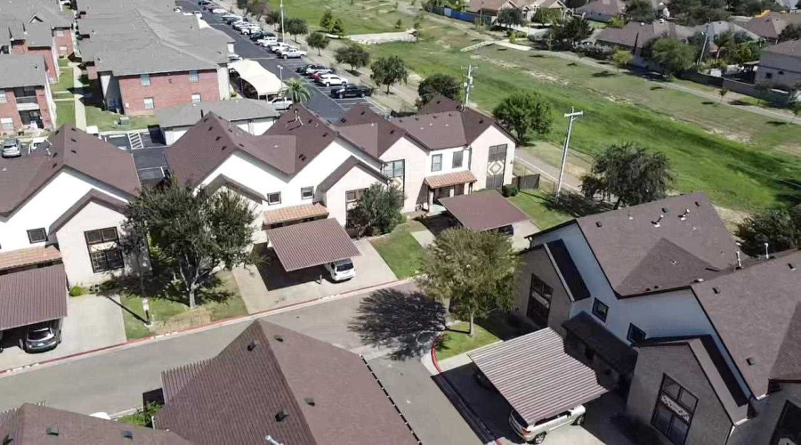 2445 Monarch Dr, Laredo, Texas 78045, 3 Bedrooms Bedrooms, 6 Rooms Rooms,2 BathroomsBathrooms,Residential,For Rent,2445 Monarch Dr,20260076
